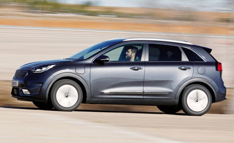 Probamos el Kia Niro 1.6 PHEV Emotion. Matrícula de honor