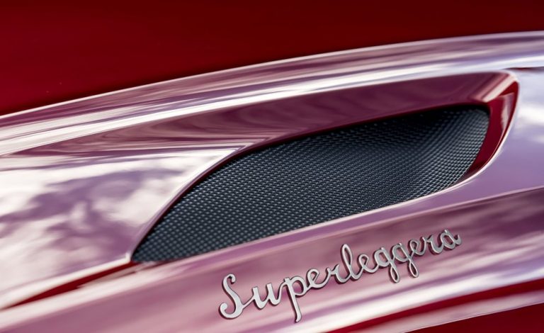 Aston Martin DBS Superleggera. Será el sustituto del Vanquish