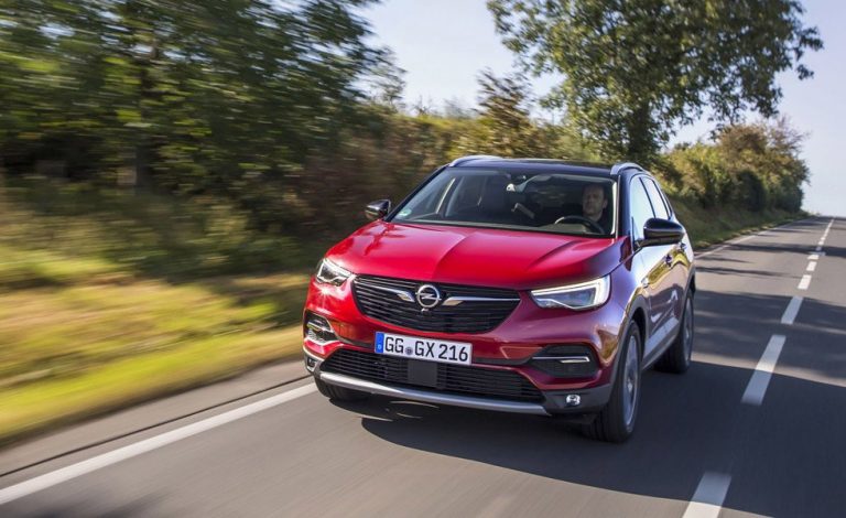 El Opel Grandland X estrena esta versión Color Line