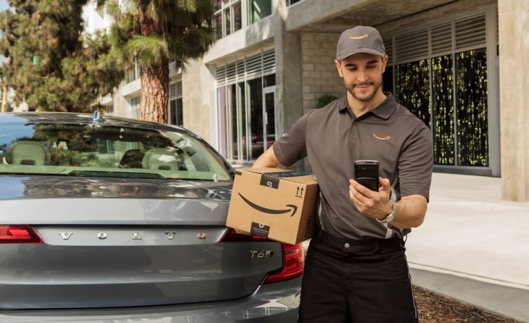 Volvo: compra online y tu coche recoge el paquete