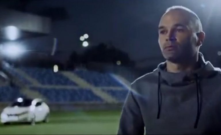 Andrés Iniesta te enseña la magia del Nissan Leaf