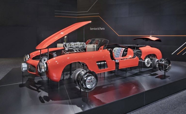 Mercedes-Benz vuelve a fabricar la carrocería de los 300 SL