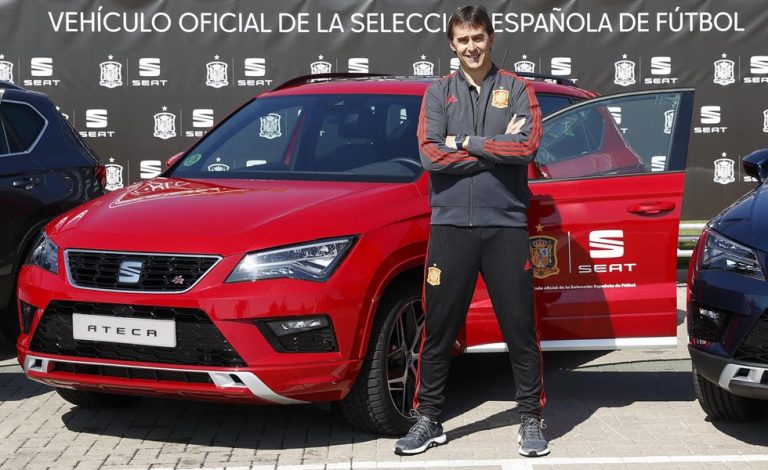 Seat ficha por La Roja