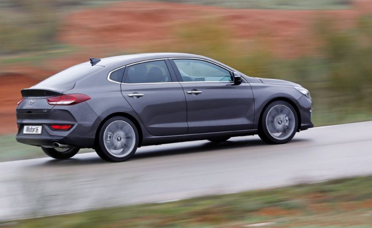 Hyundai i30 Fastback 1.4 T-GDI 7DCT Style. Con mucho estilo