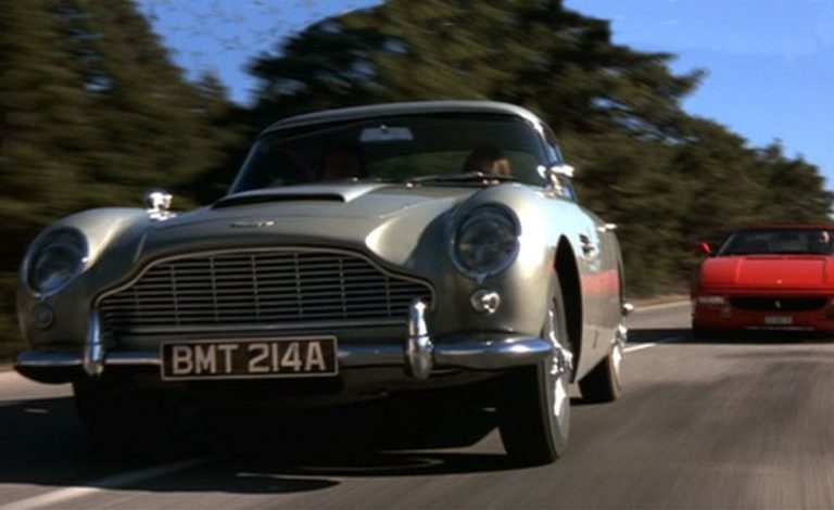 Este Aston Martin DB5 de James Bond puede ser tuyo