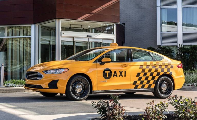 Ford. Presenta dos nuevos taxis para Nueva York