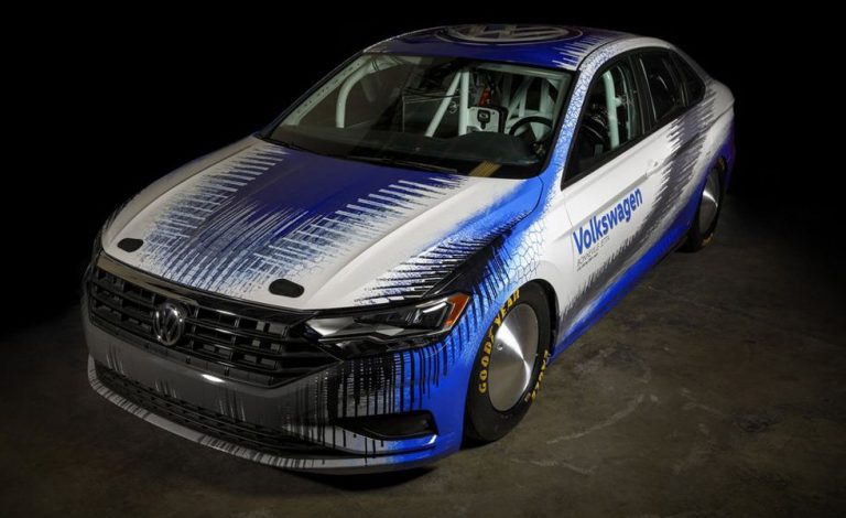 Este Volkswagen Jetta quiere superar los 335 km/h