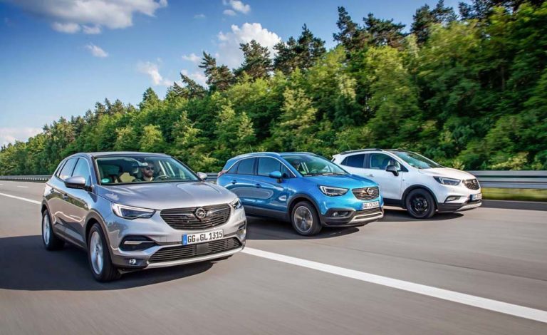 Conducimos la familia X de Opel. Motores más limpios