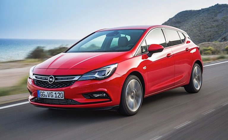 Opel Astra 1.6 BiTurbo diésel. Disponible en Alemania desde 27.720 euros
