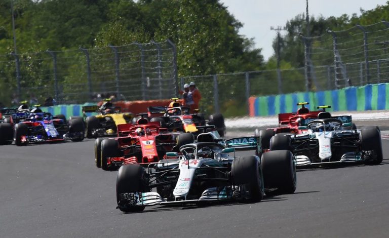Ferrari y Mercedes, o el mundo al revés