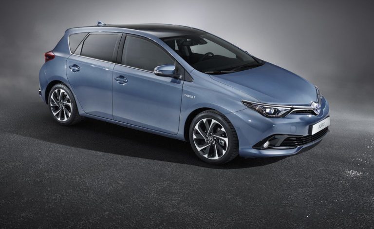 Toyota Auris 2015. Nueva imagen y propulsores optimizados
