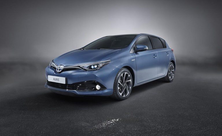 Toyota Auris 2015. Nueva cara, motores y equipamientos