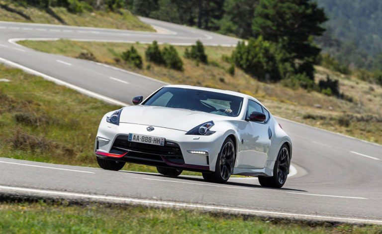 Nissan 370Z. Con un precio de derribo