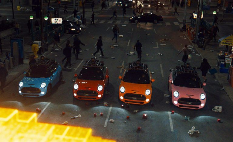 Mini Coooper S. Salva el mundo en 'Pixels'