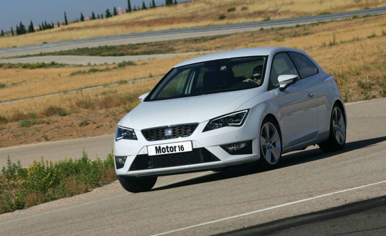 Seat León SC 2.0 TDI 150 CV FR. El Coche del Año en traje de sport