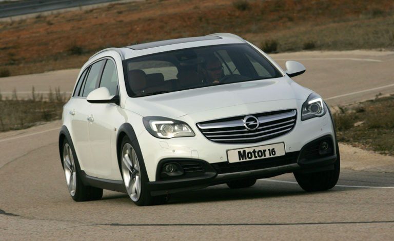 Opel Insignia Country Tourer 2.0 CDTI Biturbo ¿Quién dijo miedo… al invierno?