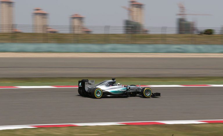 Hamilton y Mercedes ponen las cosas en su sitio