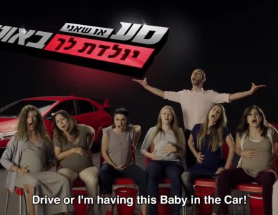 Con una embarazada a punto de parir a tu lado dentro de un Honda Civic Type R