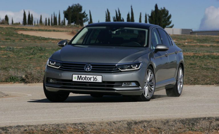 Volkswagen Passat 2.0 TDI BiT 240 CV DSG. Alta velocidad alemana