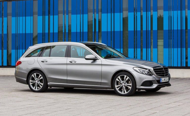 Nuevas versiones del Mercedes Clase C. Llegan los C350e, C450 AMG y C220d 4Matic