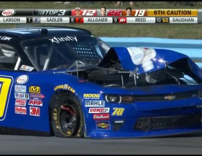 Explosión de motor en la NASCAR