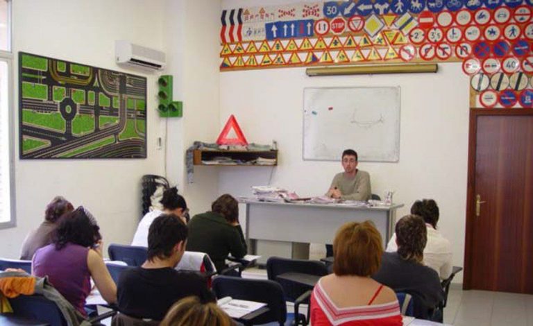 ¿Tengo que hacer un curso para recuperar el carné de conducir? ¿Tengo que hacer un curso para recuperar el carné de conducir?