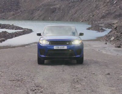 Así acelera el Range Rover Sport SVR en distintos terrenos