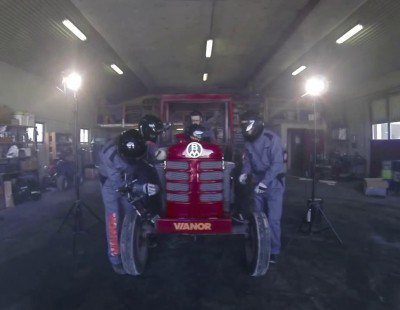 Los tractores tambien hacen drifting