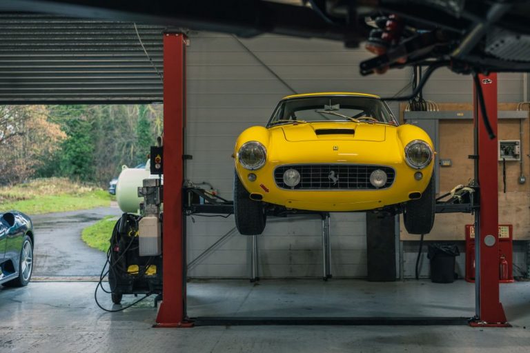 GTO Engineering crea el manual de taller de la serie Ferrari 250