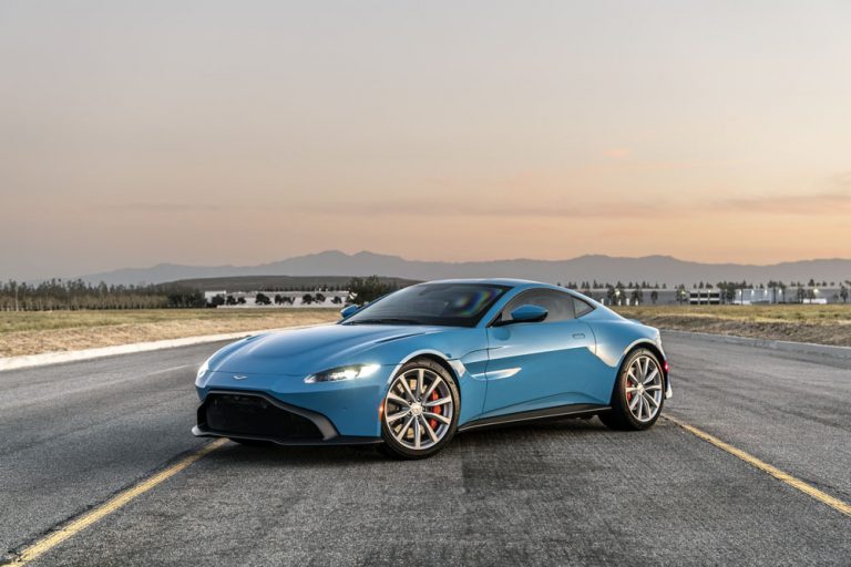 El sueño de James Bond es este Aston Martin Vantage a prueba de balas