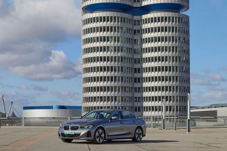 Así es el BMW Serie 3 eléctrico que jamás verás aquí