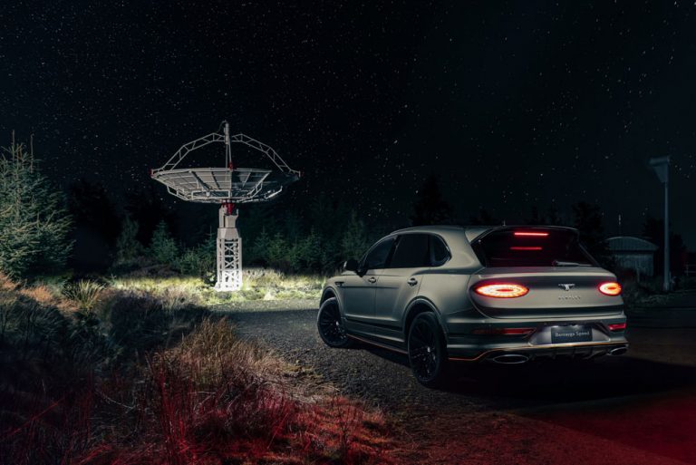 El espacio exterior inspira a Mulliner para crear este Bentley Bentayga Speed