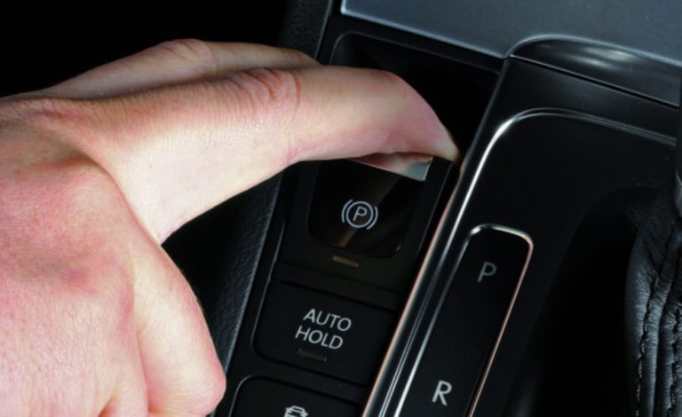 Freno de parking eléctrico. ¿Frenaría en caso de emergencia?