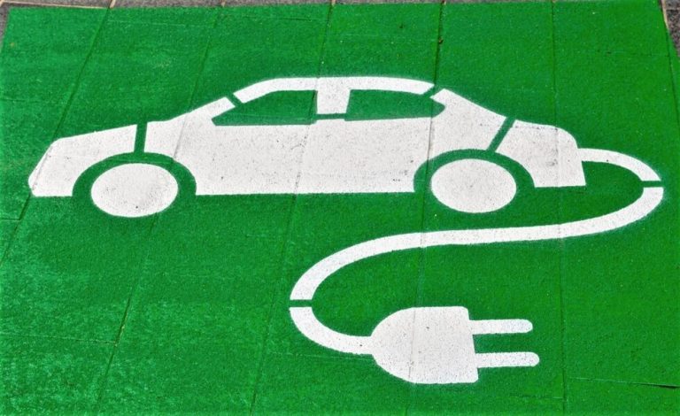 Tres de cada diez conductores cambiarían su coche por un carsharing