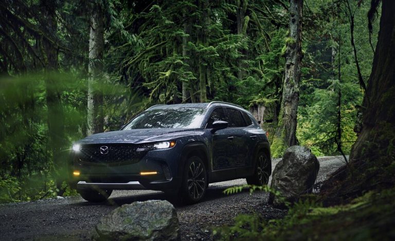 Mazda CX-50. Un interesante y aventurero SUV que está a la venta