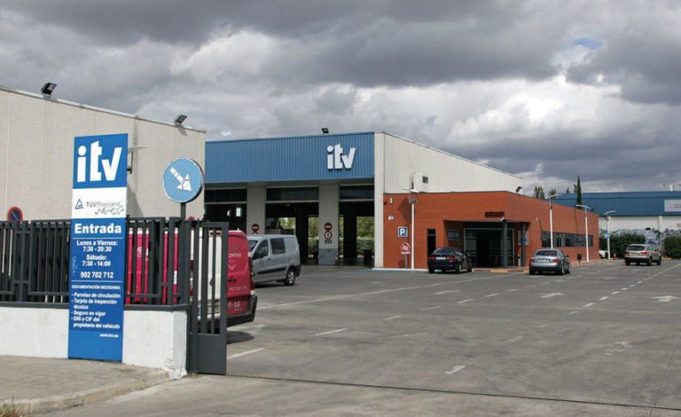 ¿Puede la ITV dar de baja un coche si no se arreglan los desperfectos?