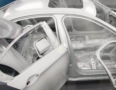 Así de complejo es aplicar la pintura más cara de BMW