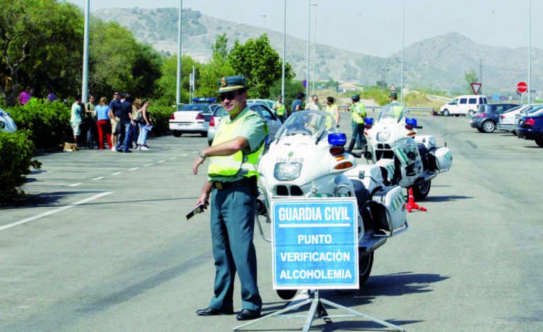 ¿Cuál es el límite de tasa de alcohol para conductores noveles?