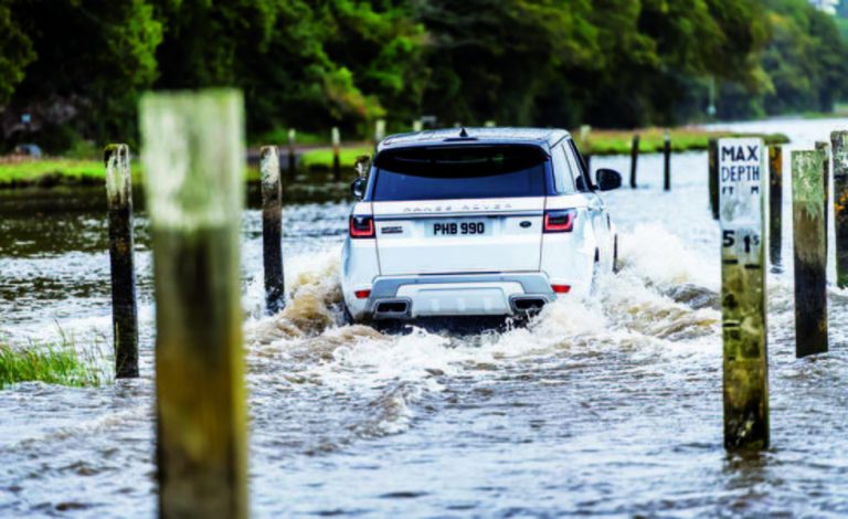 SUV híbridos, ¿qué pasa en los vadeos?