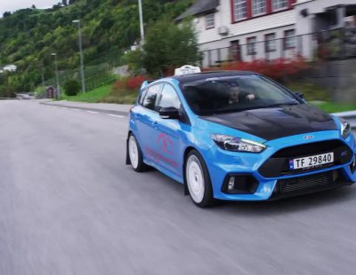 Si pides un taxi en Noruega, puede que te recoja este taxista con su Ford Focus RS