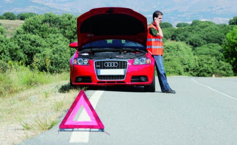 Triángulos de emergencia: ¿cuál es la sanción si no los llevas?