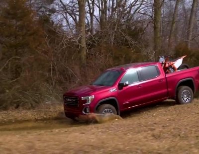 GMC presenta la versión más aventurera del gigantesco Sierra, el AT4