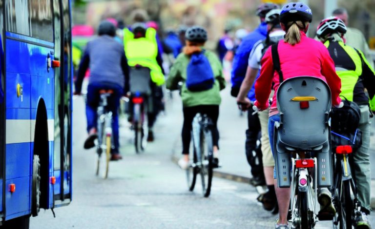 ¿Me pueden multar si doy positivo por alcohol en la bicicleta?