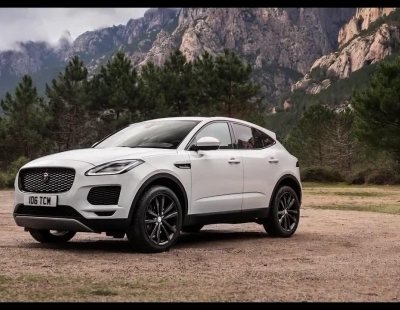 Los nuevos Jaguar E-PACE realizan diferentes pruebas en Córcega