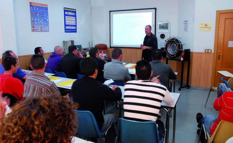 Retirada de carné y curso de reeducación Retirada de carné y curso de reeducación