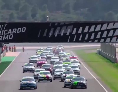 Así ha sido la trepidante segunda cita de la Clio Cup España en Valencia
