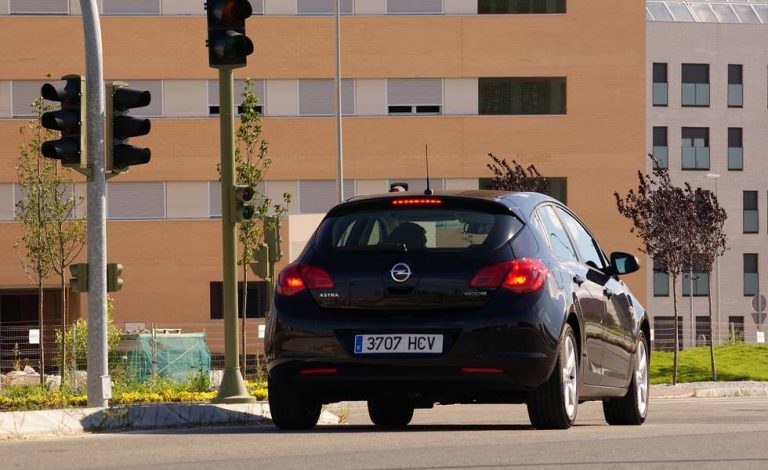 ¿Puedo conducir con el estado de alarma?