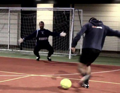 Ford: el peligro del alcohol… en el fútbol