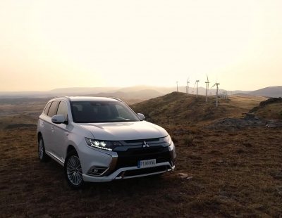 El nuevo Mitsubishi Outlander PHEV 2019 se actualiza tanto en mecánica como en diseño