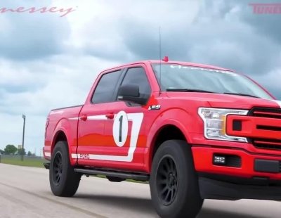 El brutal Hennessey Ford F-150 Heritage Edition está muy inspirado en la competición